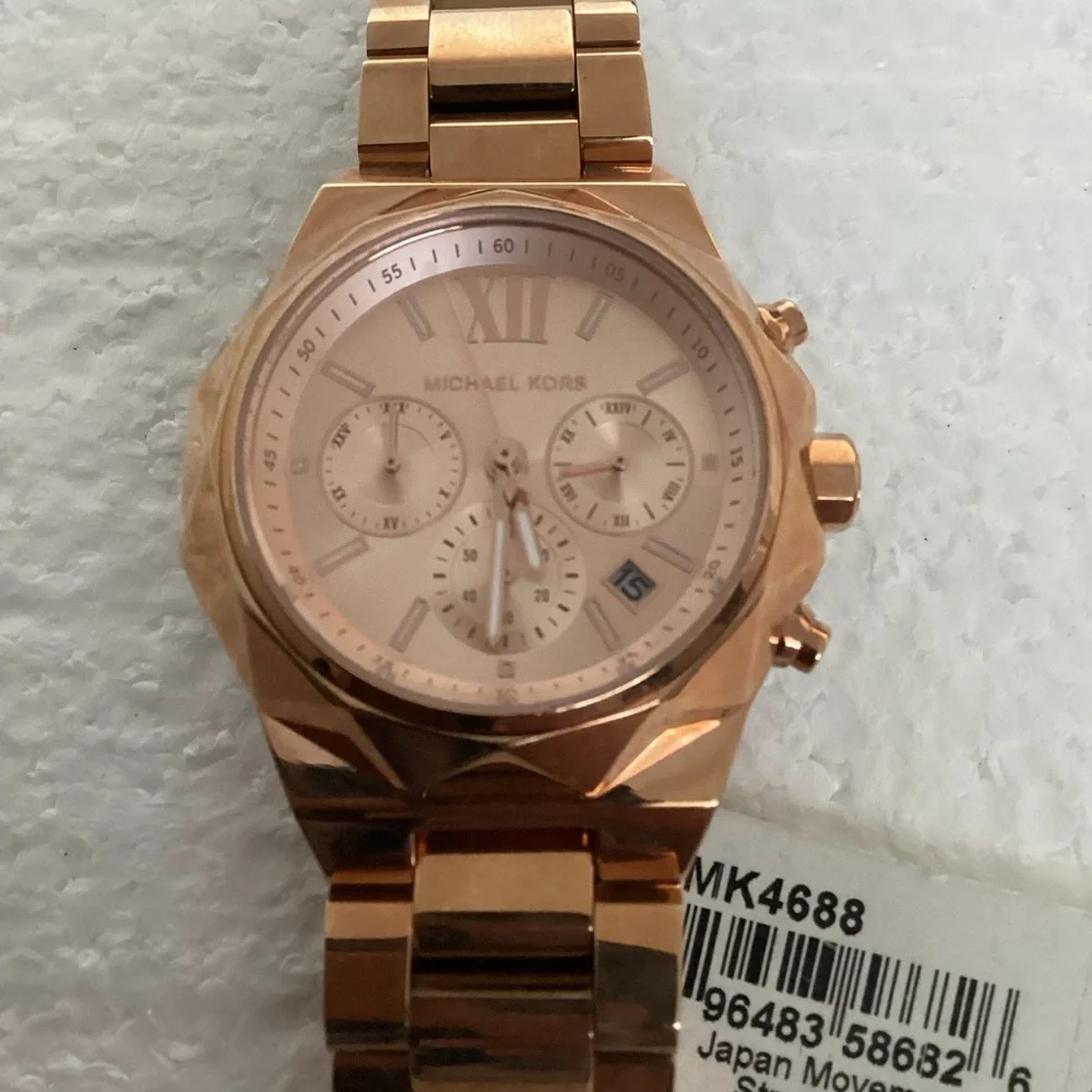 Michael Kors chic modern